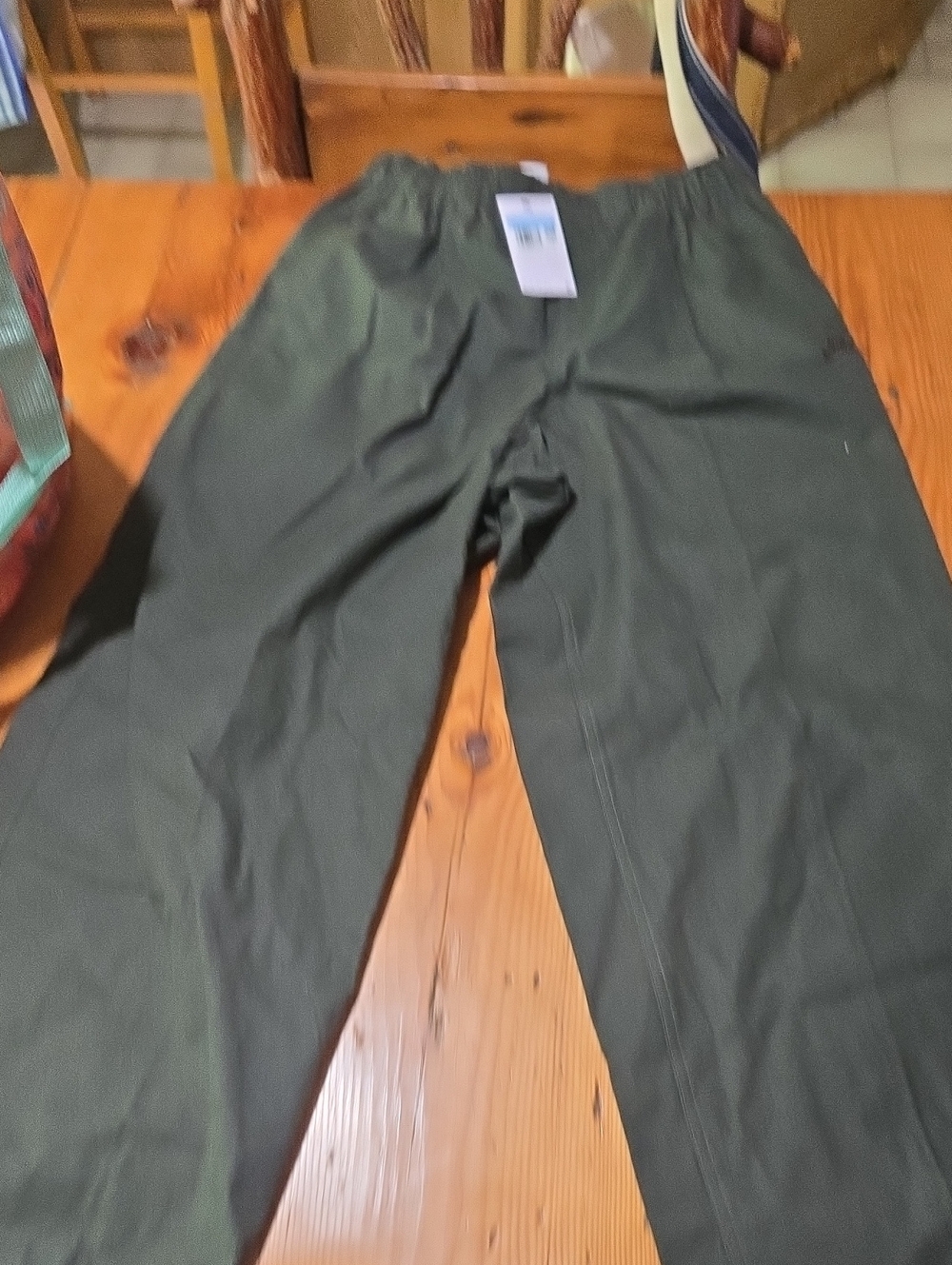 Nwt Nike Men's  Chinos - Casual Everyday Wear Sz M